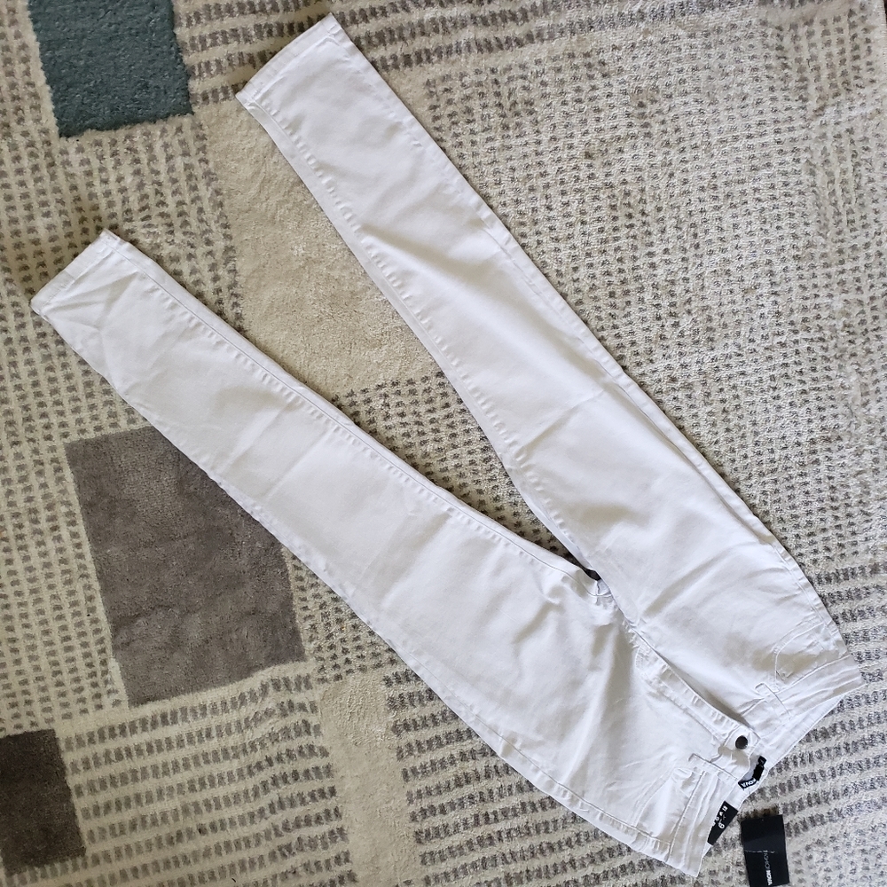 White Jeans-fashion nova